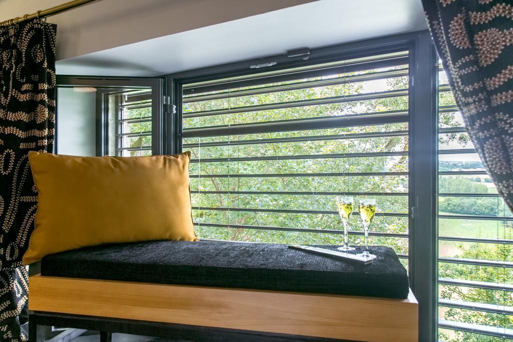 Chambres D'Hotes Domaine De Nazere Avezan Eksteriør billede